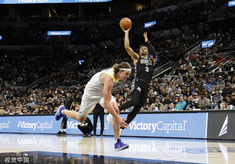 以10万美 以10万美